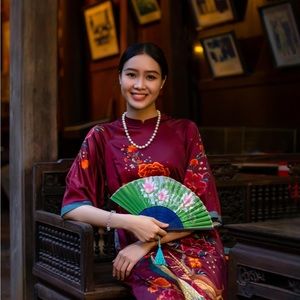 Meet your Posher, Destiny